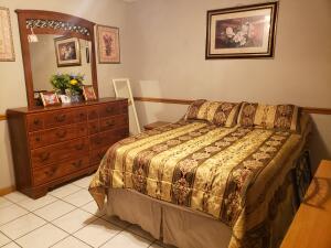 Ray Lee Jr, Phase 4 - Residential