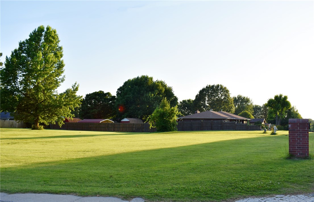 Springdale Outlots - Residential
