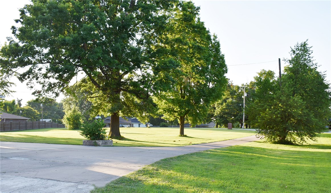 Springdale Outlots - Residential