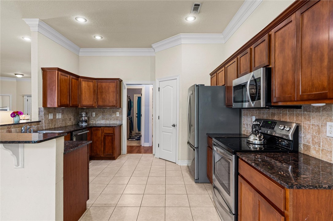 Lexington Sub Bethel Heights - Residential