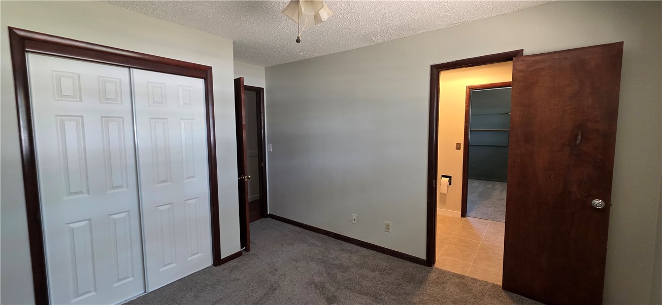 Prairie Grove Outlots - Residential Lease