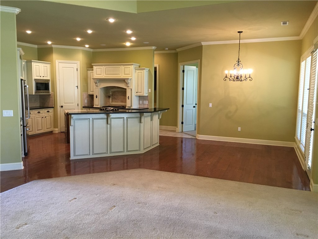 Peaks Ph III, The Rogers - Residential Lease
