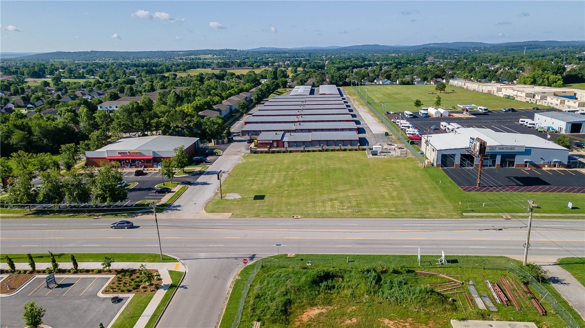 Springdale Outlots - Land