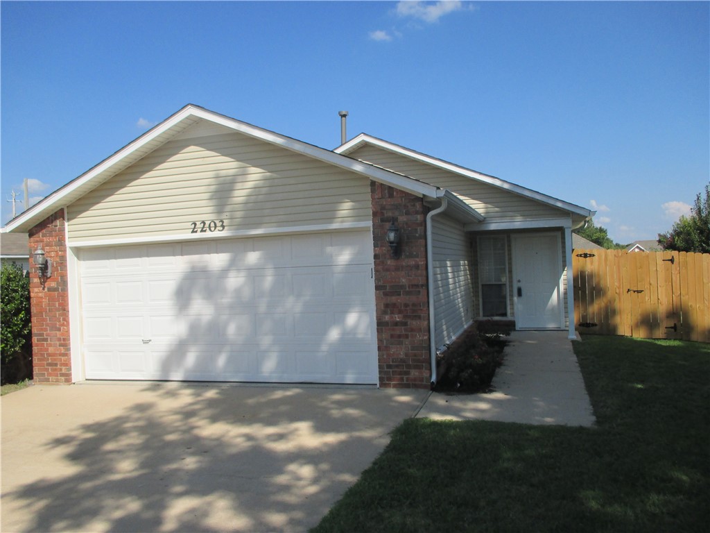 Great 3 bedroom 2 bath home. All appliances are included as well as washer and dryer. Lawn service is also provided. Large back yard with wood privacy fence. The deposit is $1300 and also there is a $500 non-refundable pet deposit, the owner will only allow 1 pet and no cats (no exceptions)