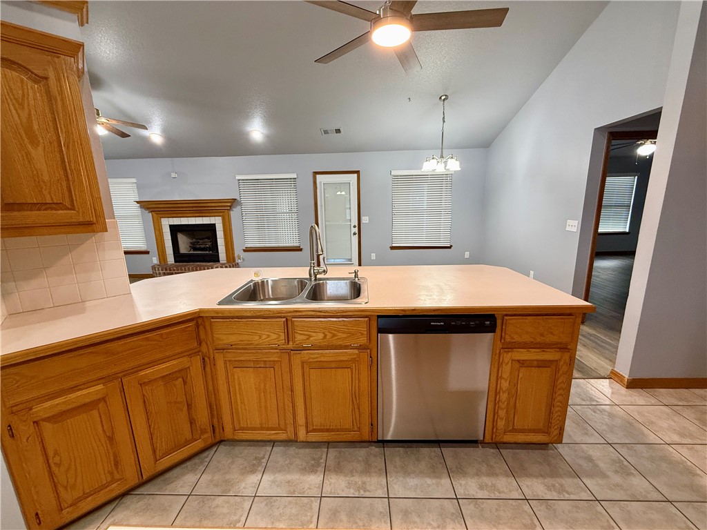 College Place Sub Ph 3 Bentonville - Residential Lease