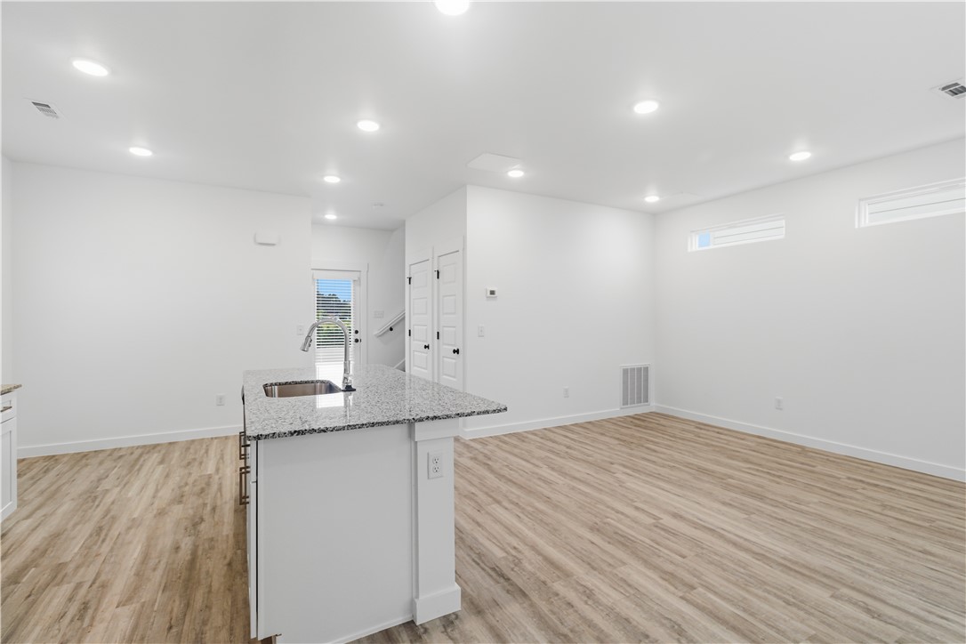 FEATHERSTON WEST SUB PH 1-CENTERTON - Residential Lease