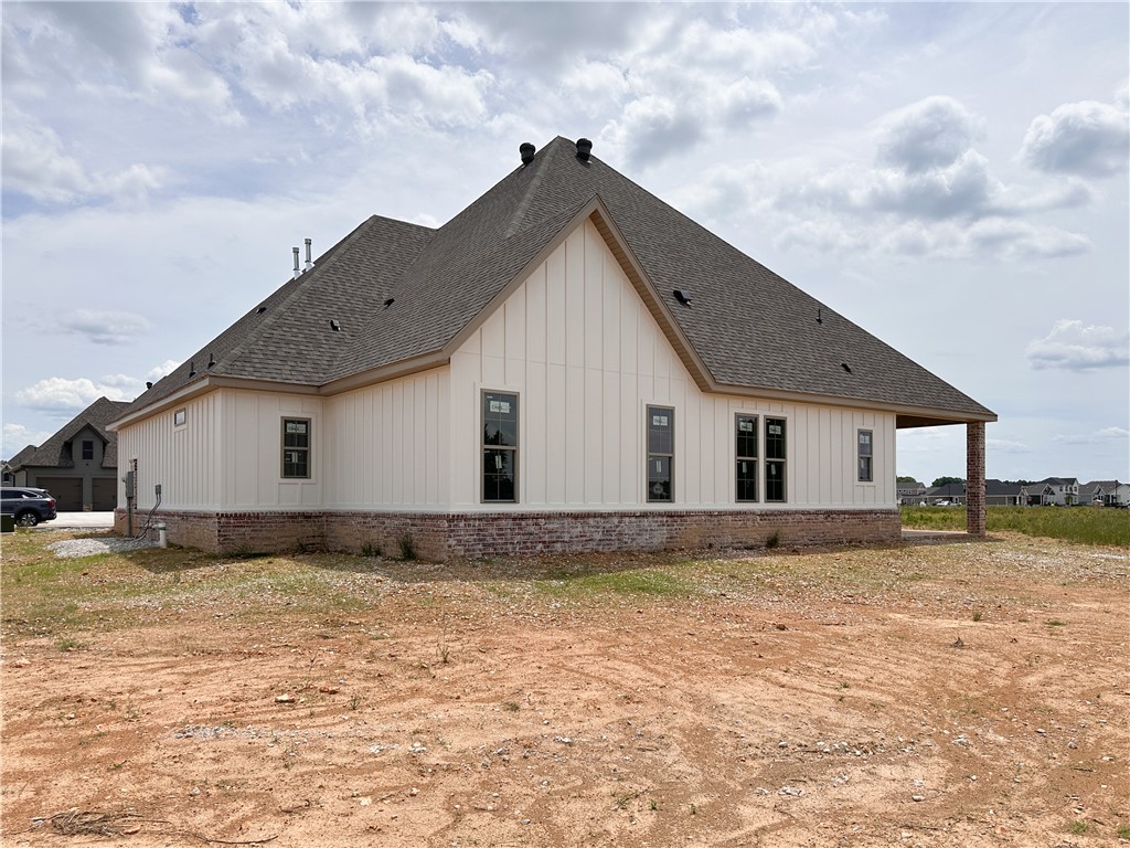 County Line Square - Residential