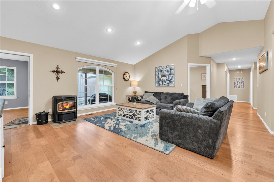 Unit 3 Holiday Island - Residential