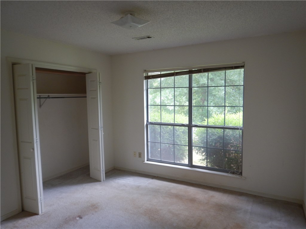 Royal Oaks Estates - Residential