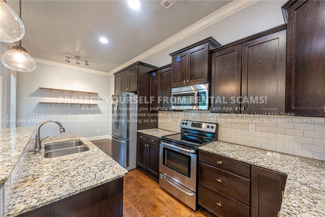 Harmon Grove At Central Park - Residential Lease