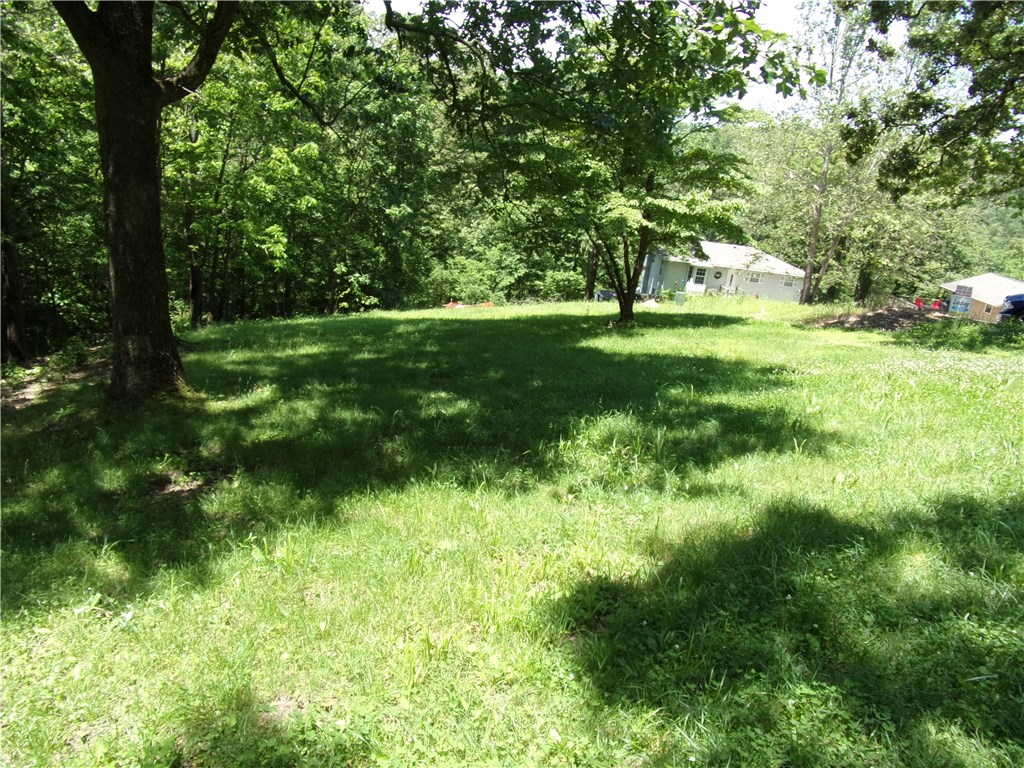 Shady Cove - Land