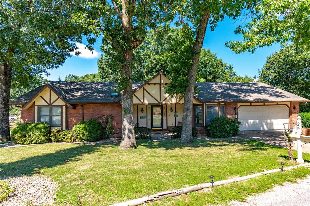 Well maintained 3 bedroom, 2 bath home in Lake Winsor area. Close to mountain bike trails. This home boasts eat in kitchen, formal dining room, large enclosed sunroom. Walk-in closets in all the bedrooms, large laundry room off the kitchen with abundant built in cabinets, and pantry. Living room has vaulted ceilings and wood burning fire place. Shop is located in lower level with an out side entrance. Above ground propane tank is owner owned and conveys with property. Enclosed storage under the sunroom.