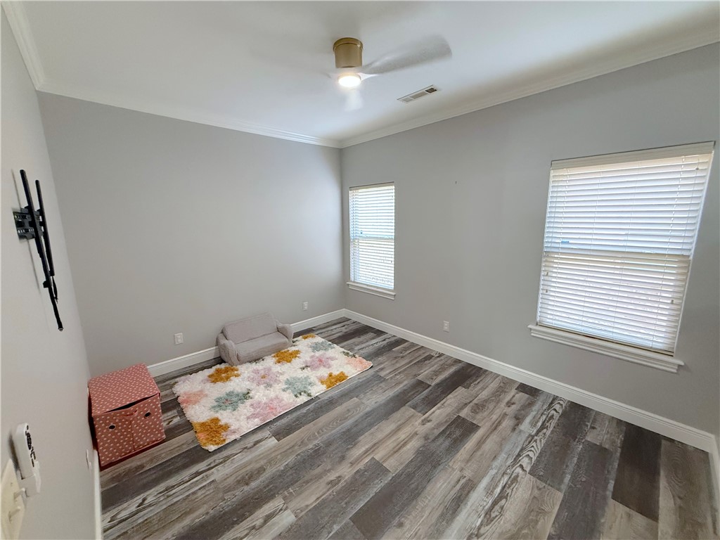 Shadow Valley Twnhms Ph 1 Rogers - Residential