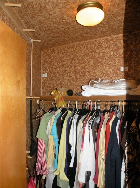 Unit 1 Holiday Island - Residential