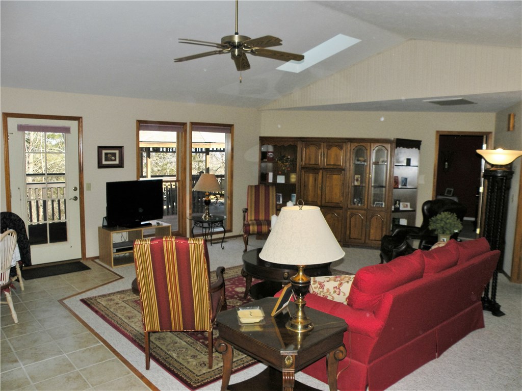Unit 1 Holiday Island - Residential