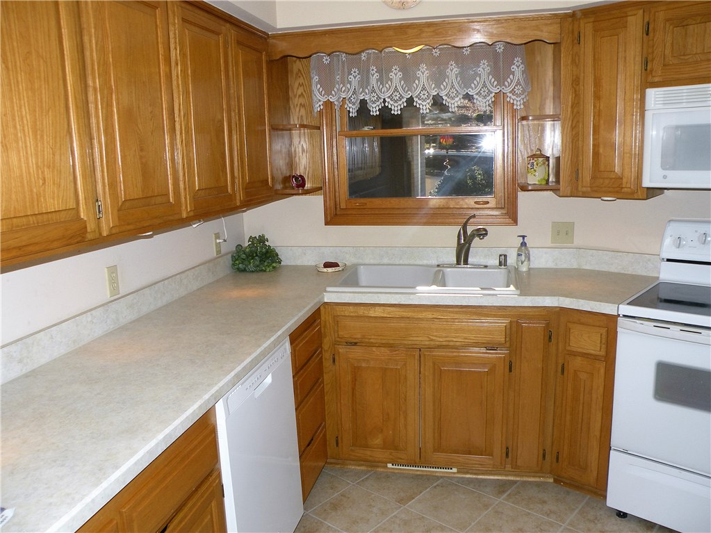 Unit 1 Holiday Island - Residential