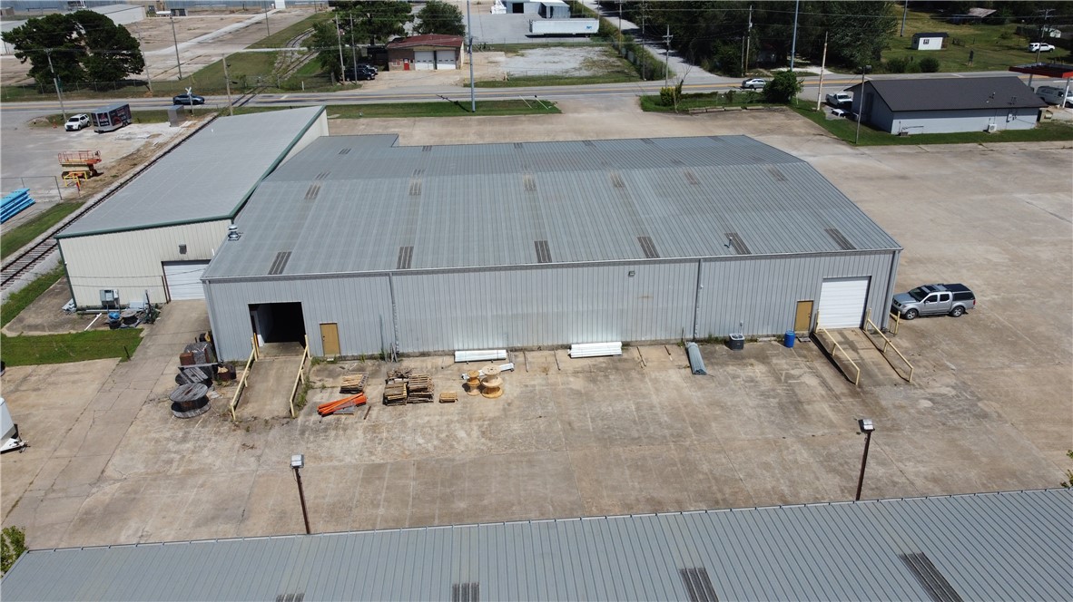 Siloam Spgs - Commercial Lease