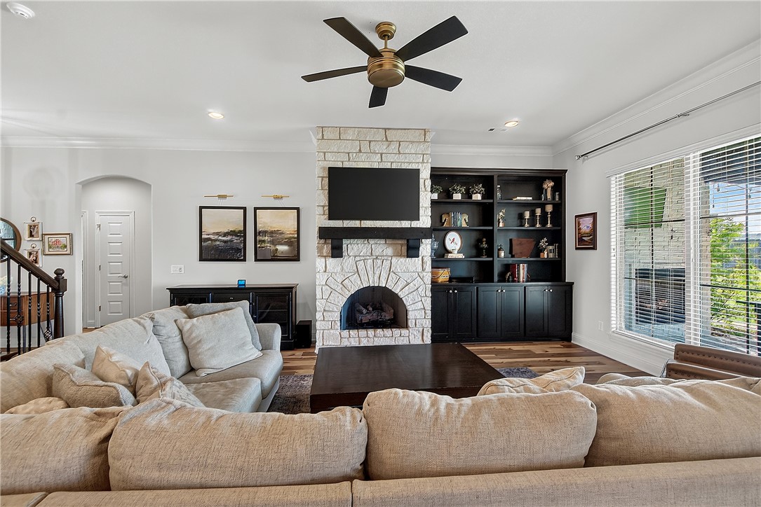 Waterford Estates At Hissom Ranch - Residential