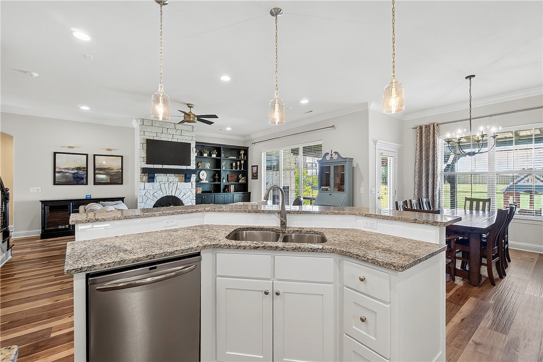 Waterford Estates At Hissom Ranch - Residential