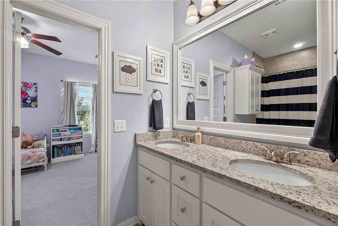 Waterford Estates At Hissom Ranch - Residential