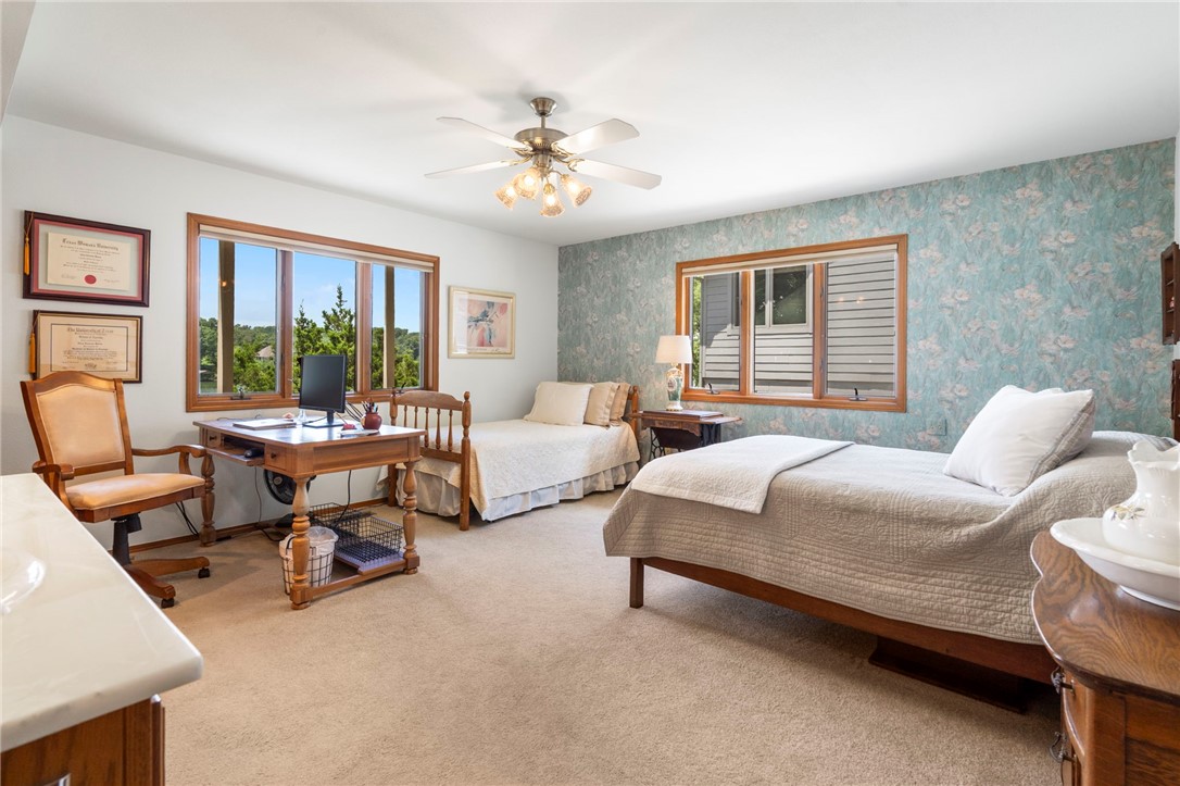Churchill - Residential