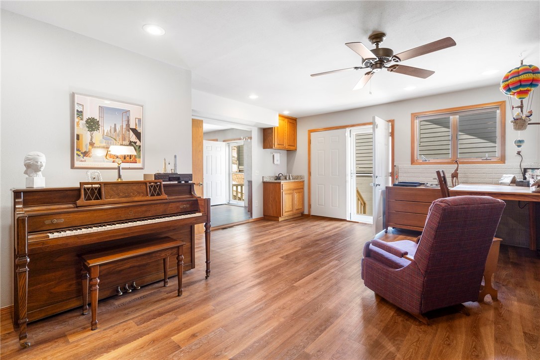 Churchill - Residential