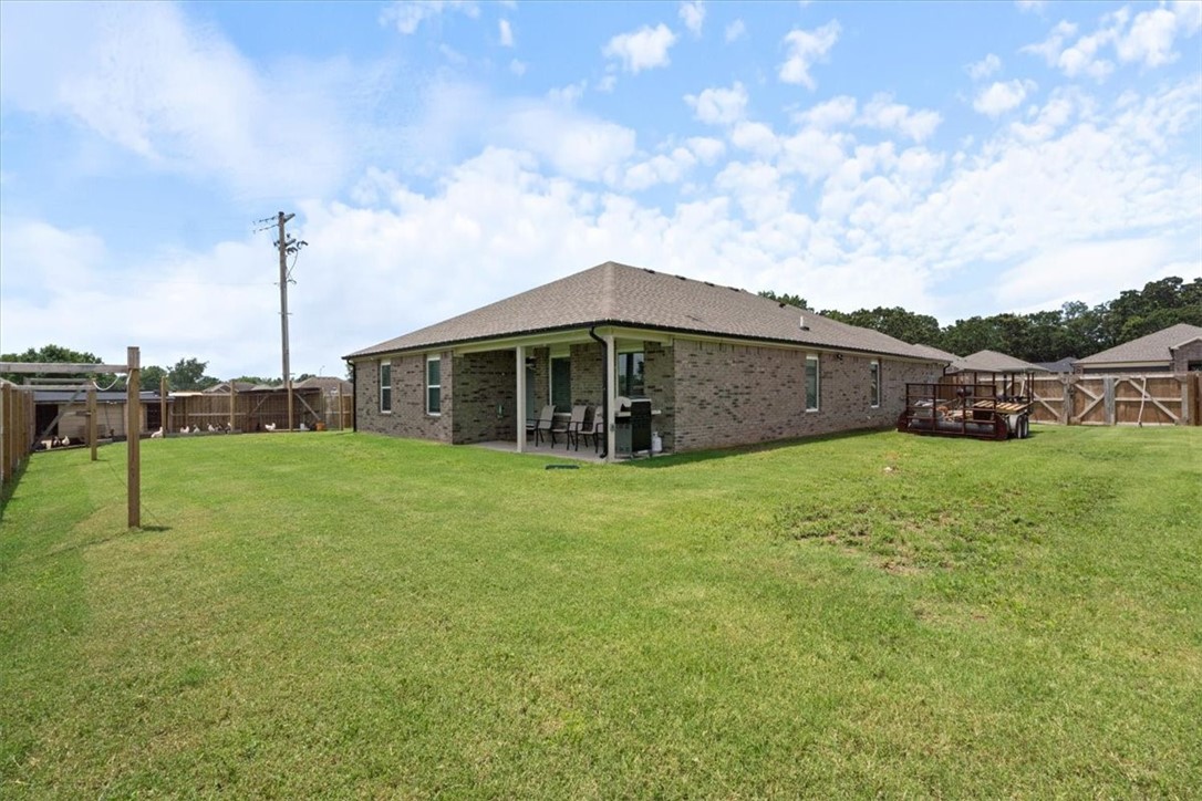 Pioneer Woods - Residential