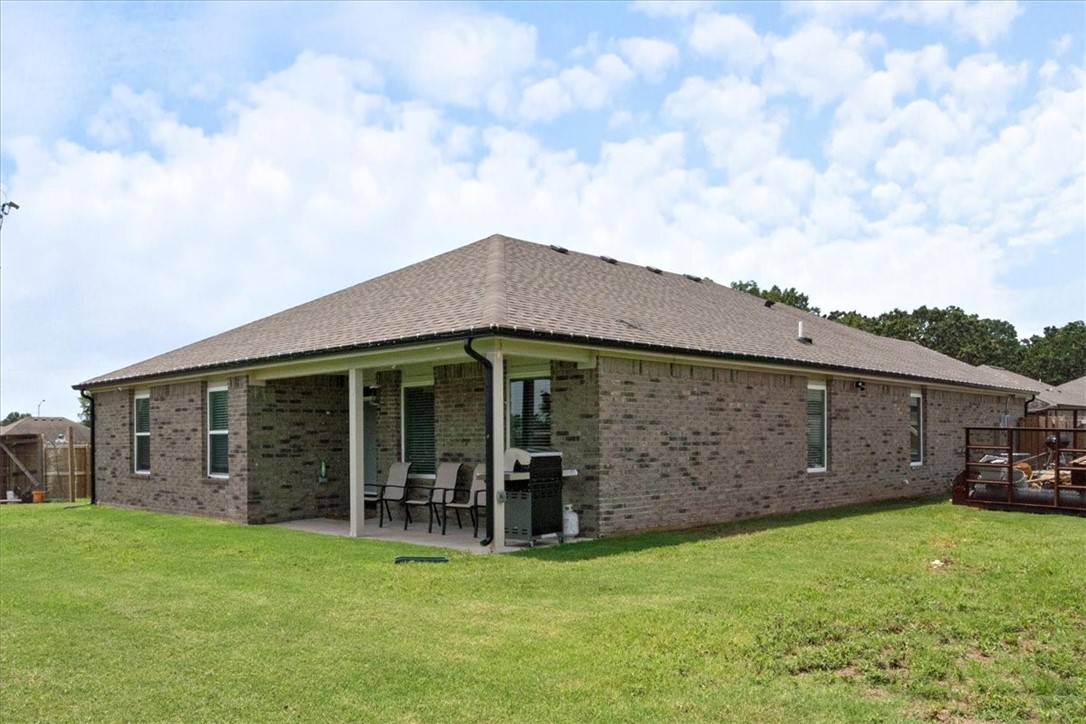 Pioneer Woods - Residential