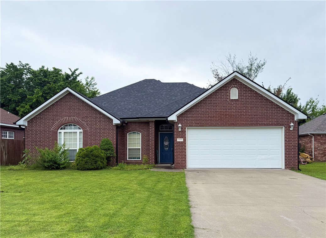 Patrick Place Ph Iii Rogers - Residential