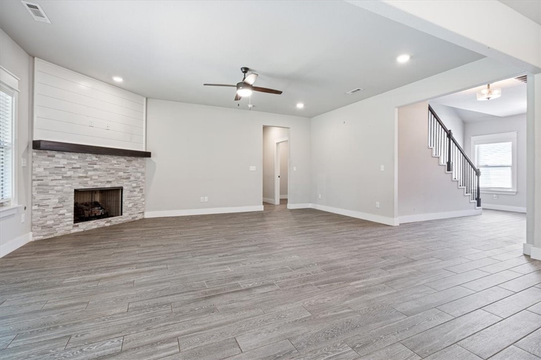 WILLOWBROOK FARMS SUB PH II-BENTONVILLE - Residential Lease