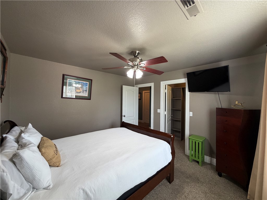 Forest Glen Sub - Residential Lease