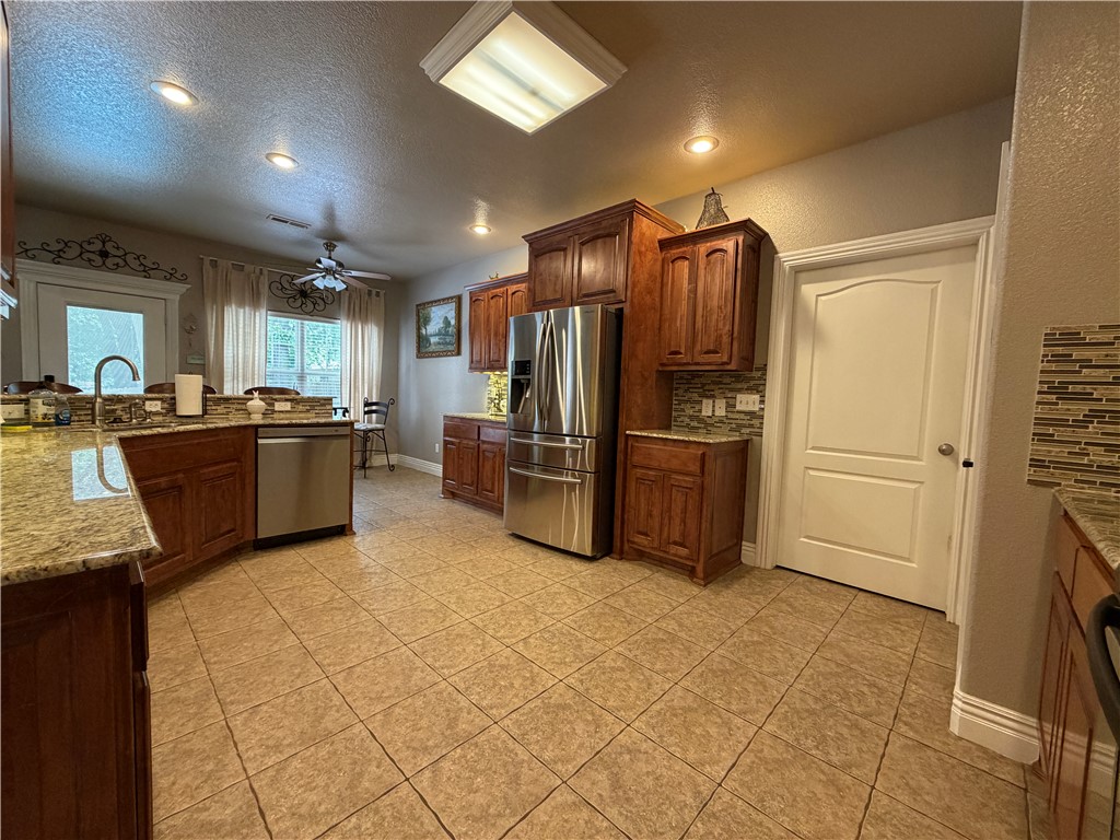 Forest Glen Sub - Residential Lease