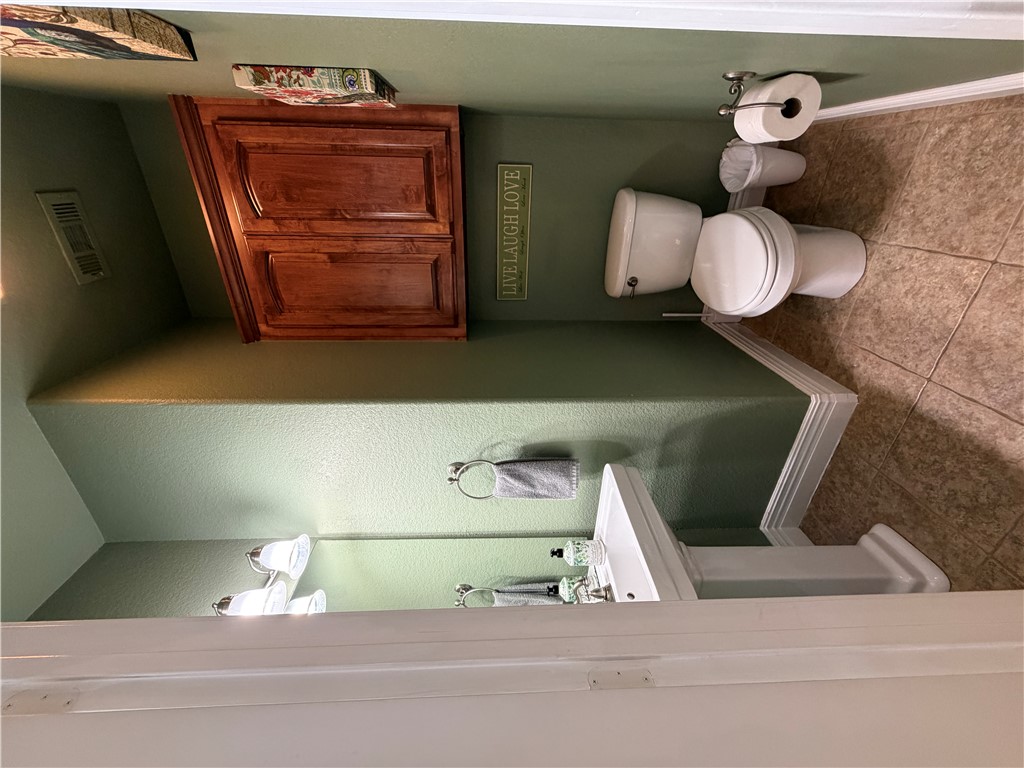 Forest Glen Sub - Residential Lease