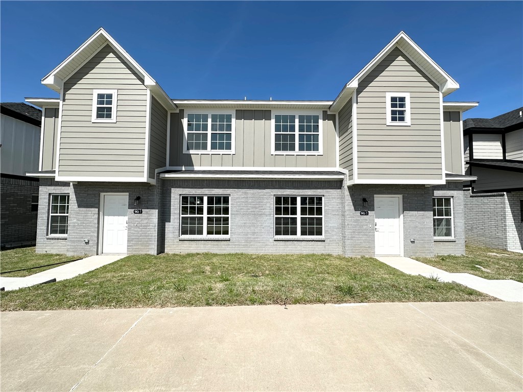 Introducing 3 Luxury Duplexes (6 units) in Northwest Arkansas, a premier investment opportunity located at 4235 W Santa Fe and 943 & 959 S Rupple Rd, Fayetteville, AR 72704. Nestled near the University of Arkansas and the Fayetteville Trail System, this modern development consists of three duplexes (one 3-BD/3.5 BA and two 4-Bd/4.5BA) in the Towne West subdivision, completed in February 2023. Boasting luxury finishes such as quartz countertops, ensuite bathrooms, and patio decks, each unit features stylish amenities including stainless steel appliances 2-car garages and programmable thermostats. Please reference cross listing 1347662.