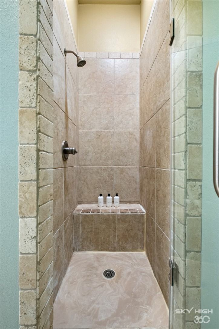 Peaks Ph II, The Rogers - Residential