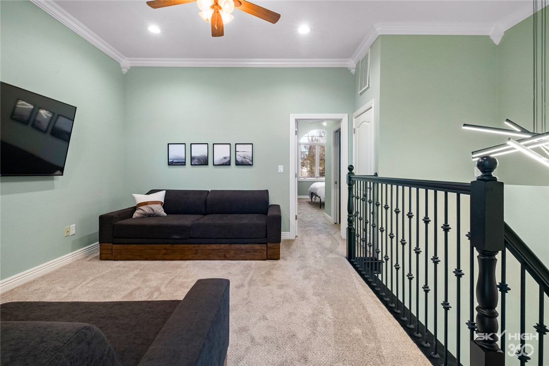 Peaks Ph II, The Rogers - Residential