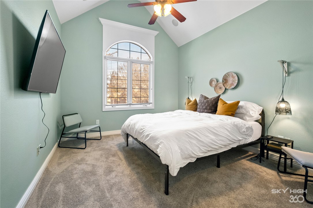 Peaks Ph II, The Rogers - Residential