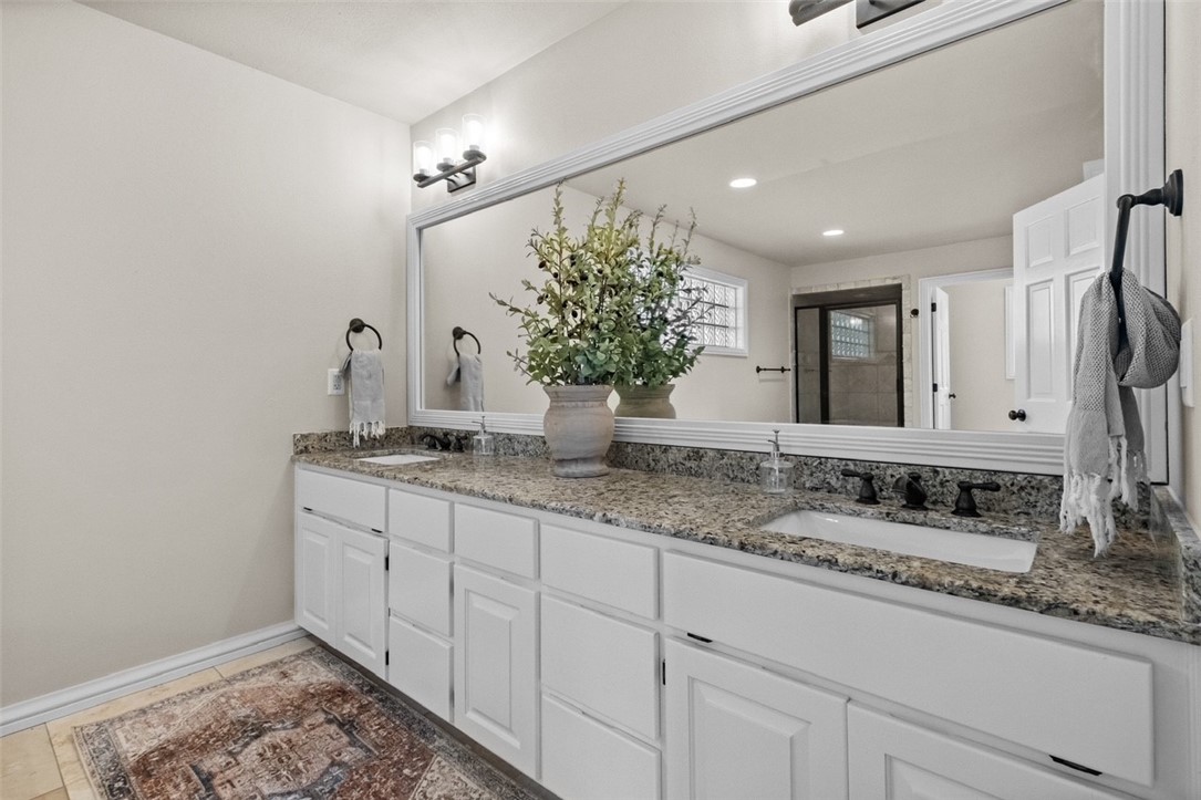 Champions Golf & Cc Ph 2 Rogers - Residential