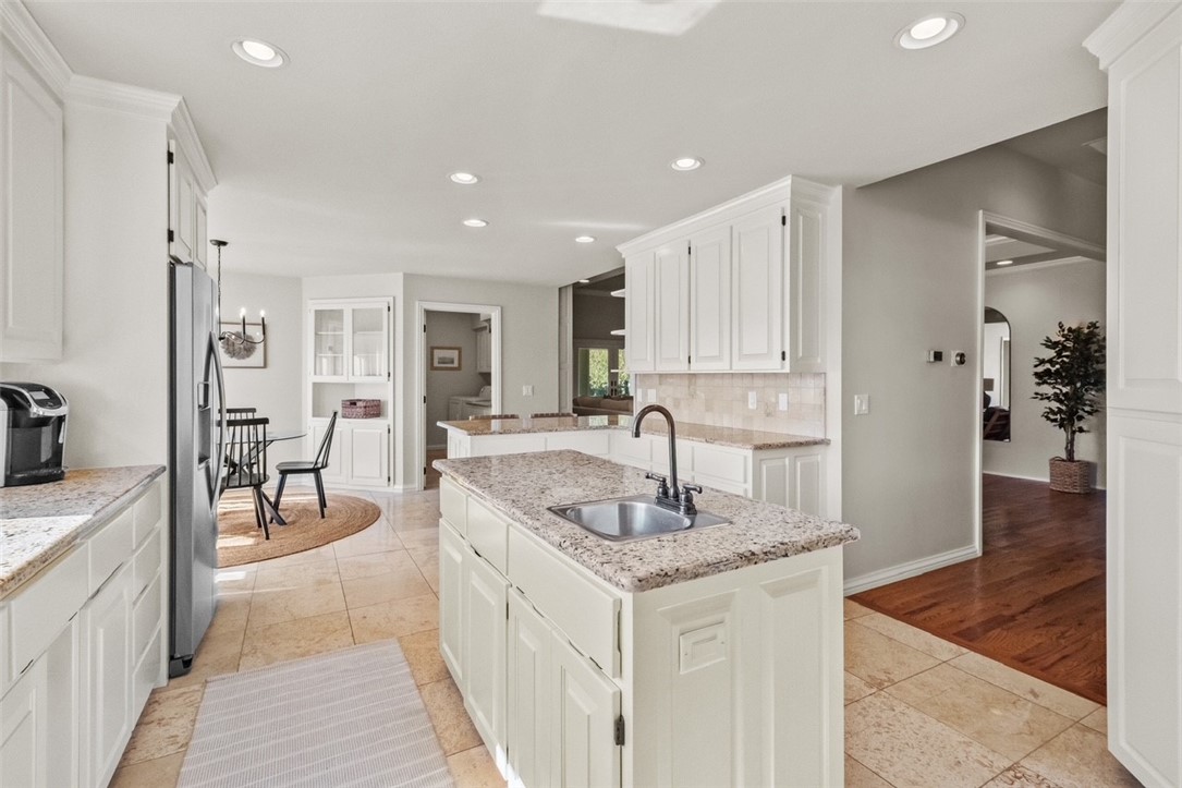 Champions Golf & Cc Ph 2 Rogers - Residential