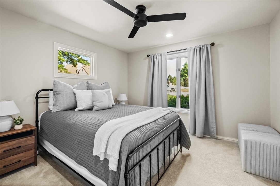 Champions Golf & Cc Ph 2 Rogers - Residential