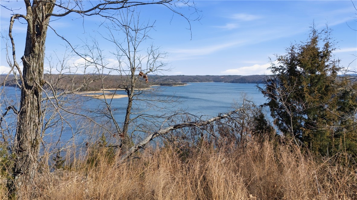 Escarpment Add Ruban - Land