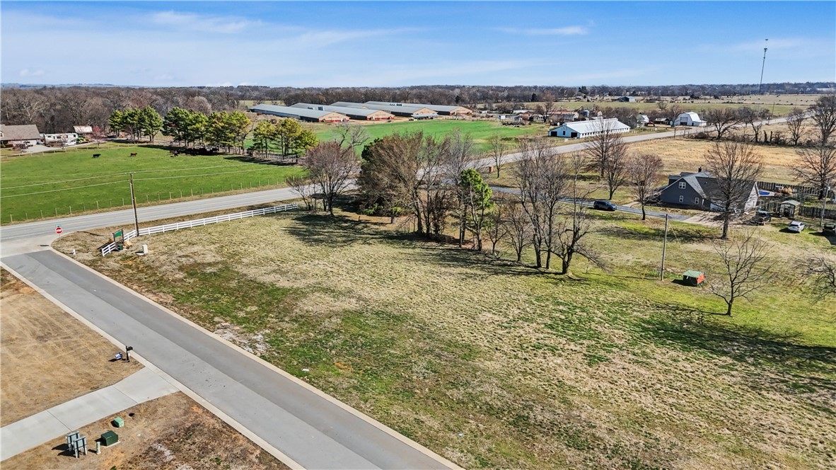 JENNA ESTATES-GRAVETTE - Residential
