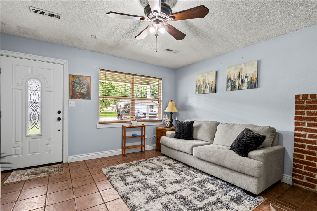 Lyndale Estates Siloam Spgs - Residential