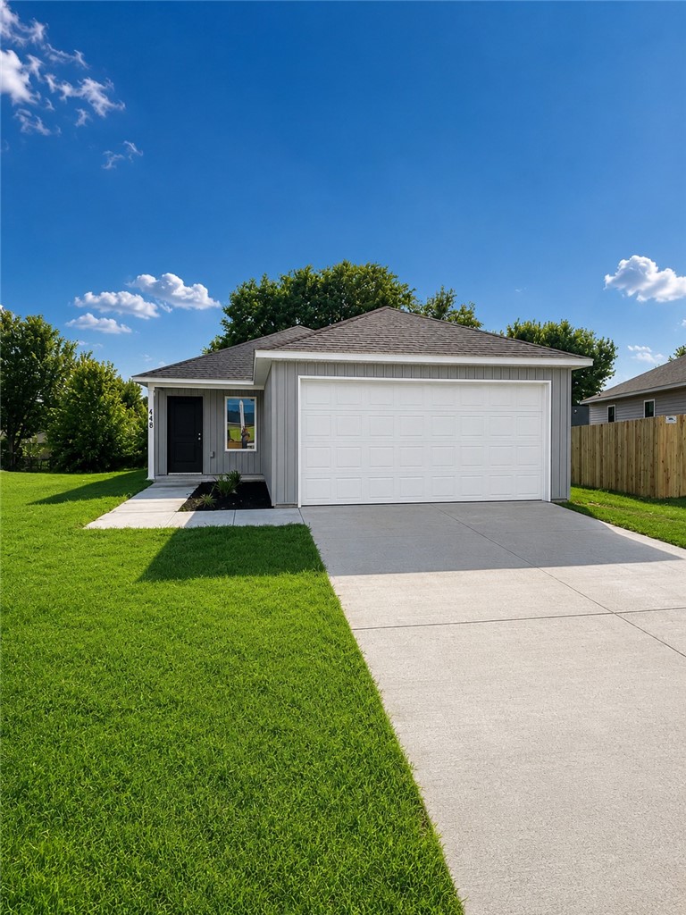 BISHOP VINEYARDS PH 1-LOWELL - Residential