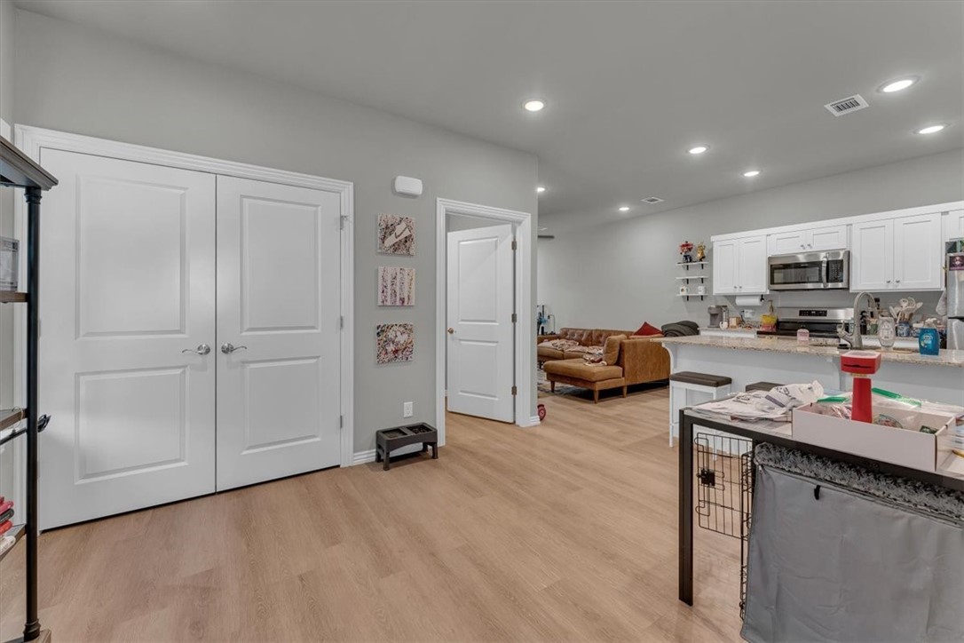 Poigai Estates Ph 1 Bentonville - Residential