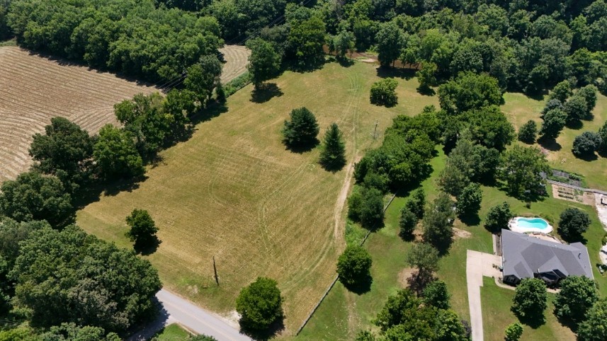 Fayetteville Outlots - Land