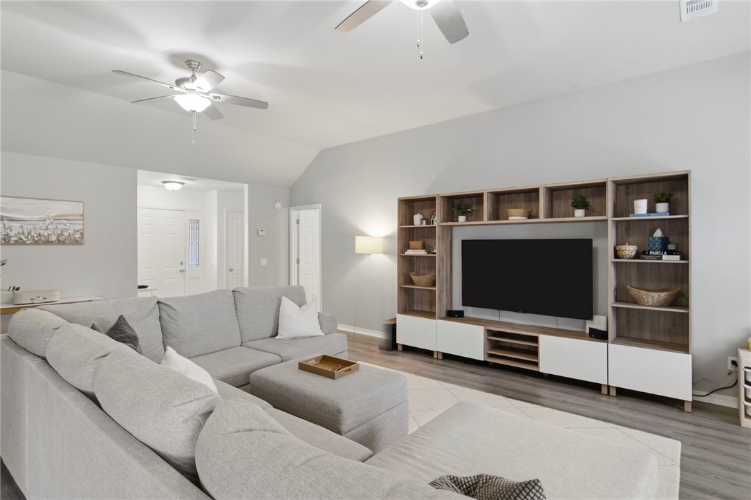 Champions Estates Rogers - Residential