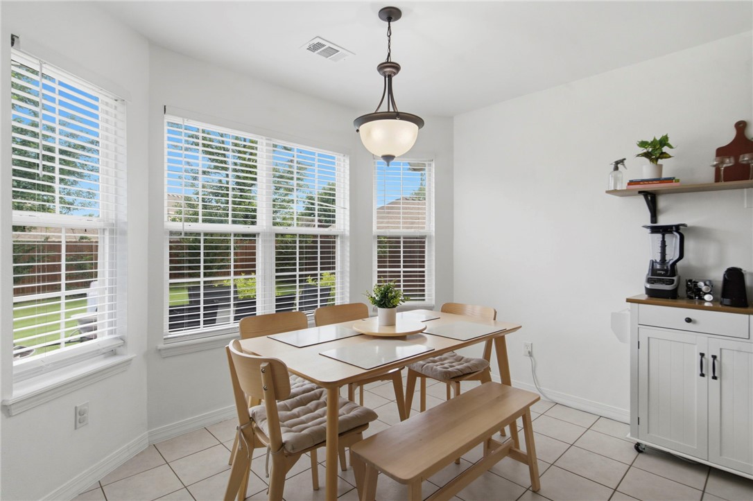 Champions Estates Rogers - Residential