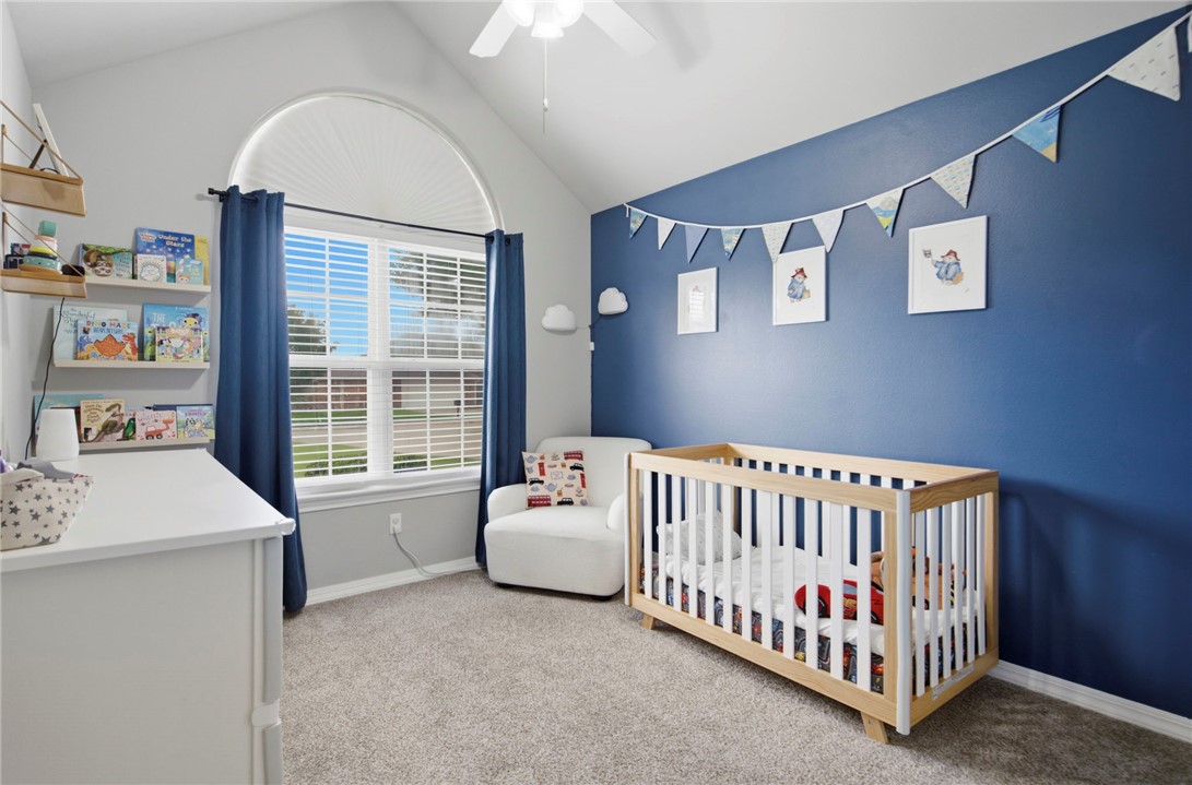 Champions Estates Rogers - Residential