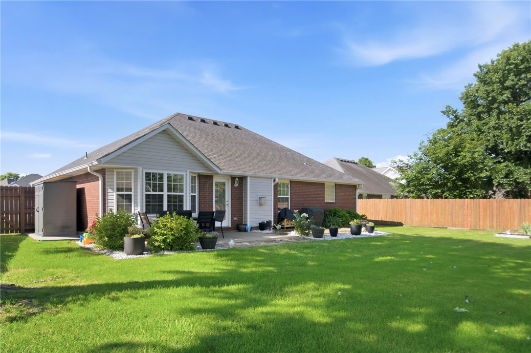 Champions Estates Rogers - Residential